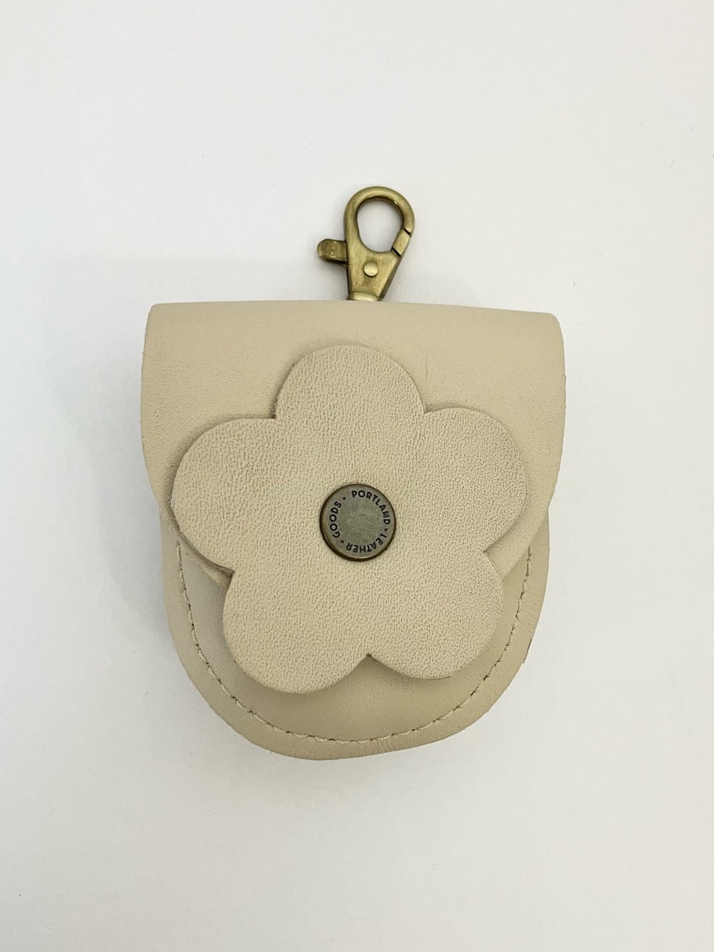 Portland Leather Petunia Pouch in Bone-NEW